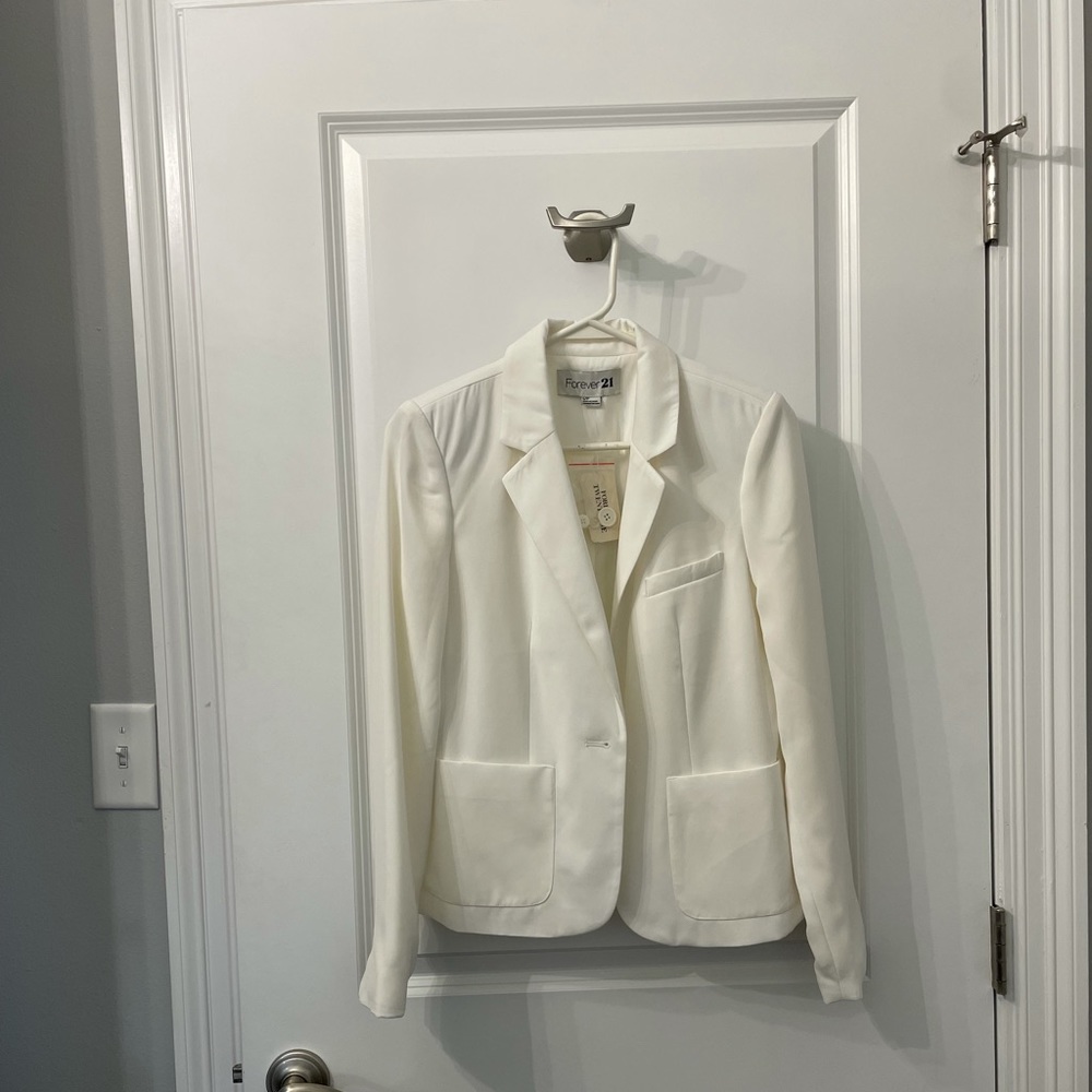 Cream/white blazer